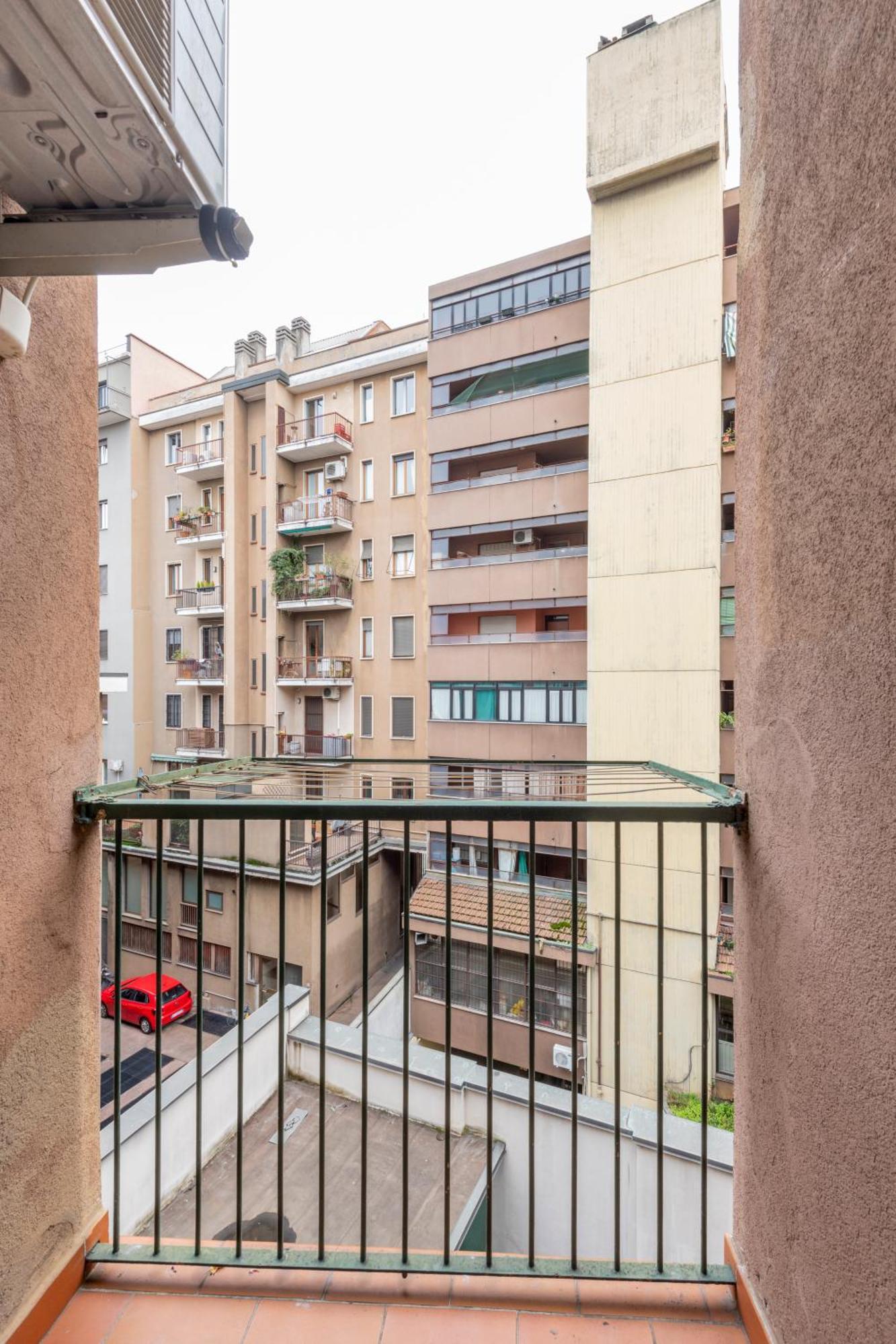 Living - Via Varese 4 Appartamento Milano